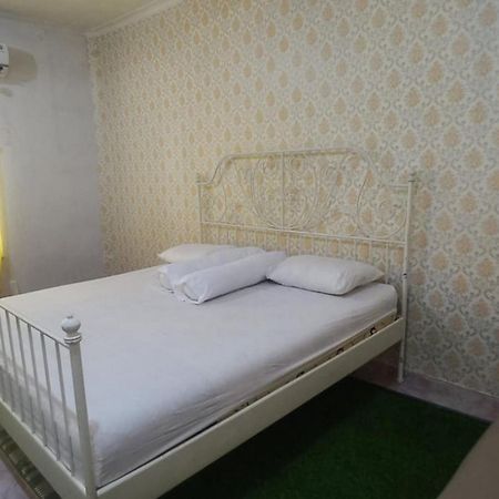 Fortuna Hotel Redpartner Near Exit Tol Paiton Екстер'єр фото