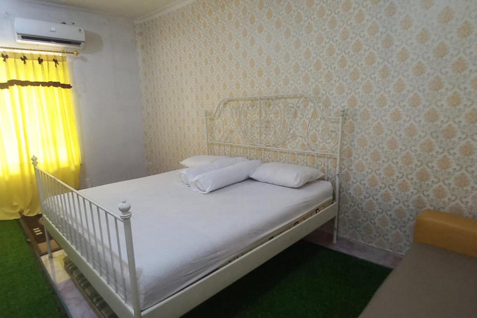Fortuna Hotel Redpartner Near Exit Tol Paiton Екстер'єр фото