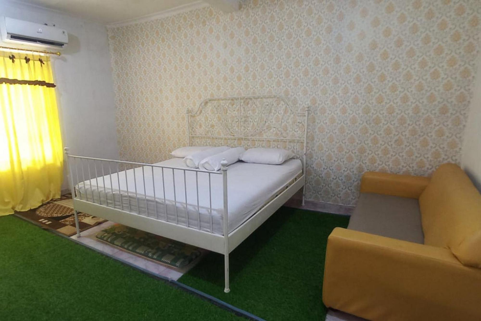 Fortuna Hotel Redpartner Near Exit Tol Paiton Екстер'єр фото